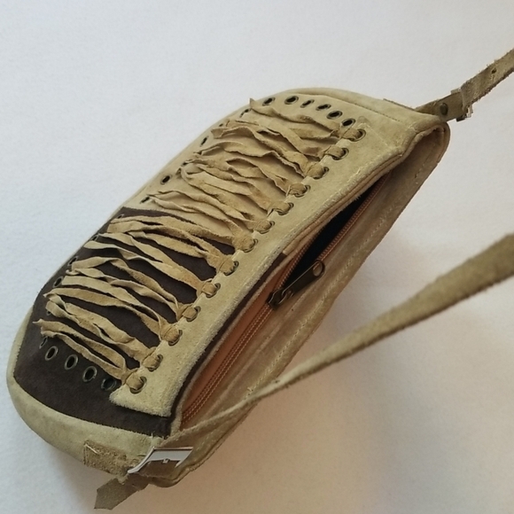 Fringe Two-Tone Faux Suede Shoulder Bag - Picture 3 of 6